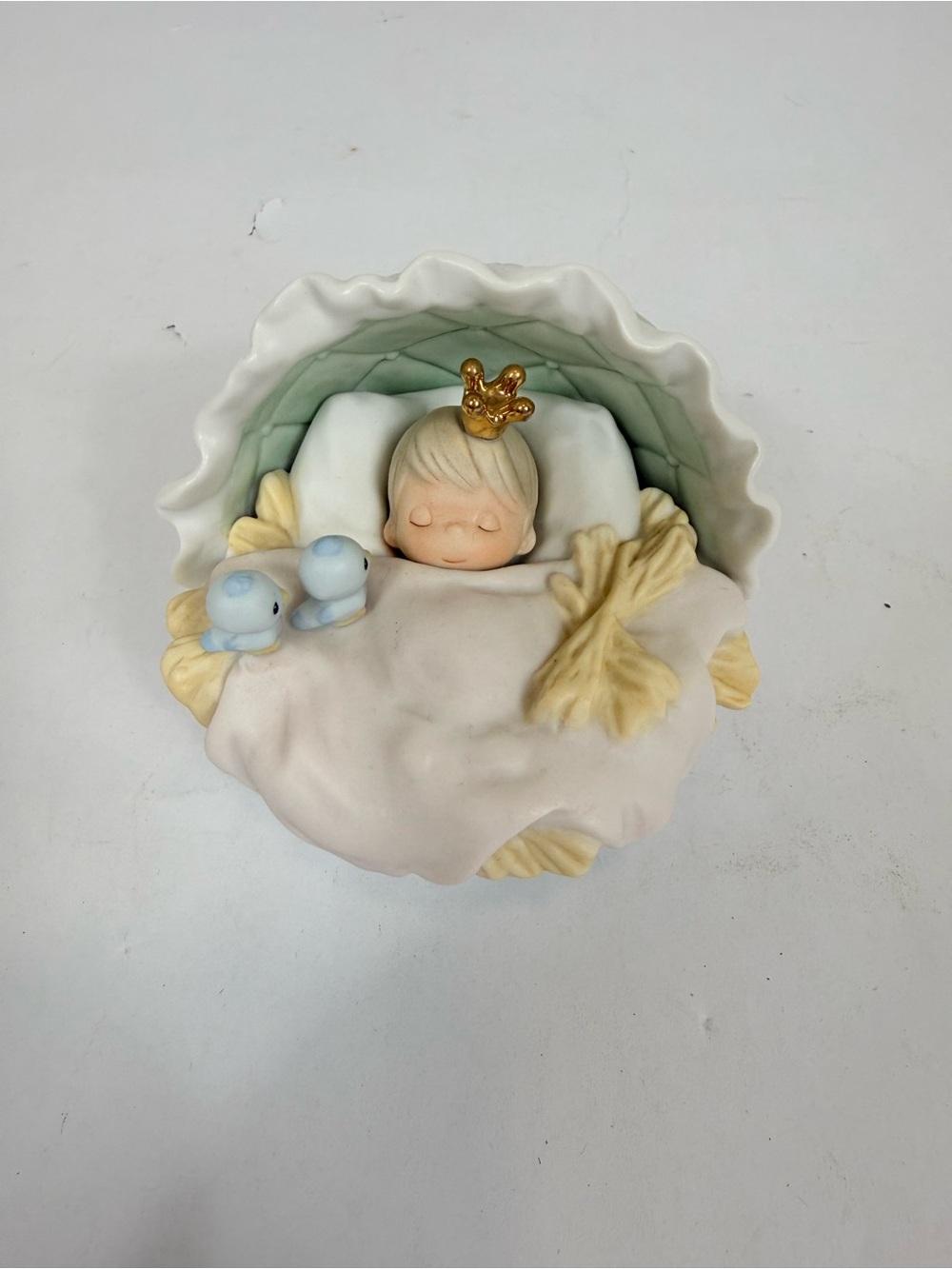 Precious Moments Sleeping Baby Figurine Globe Enesco Vintage 2000